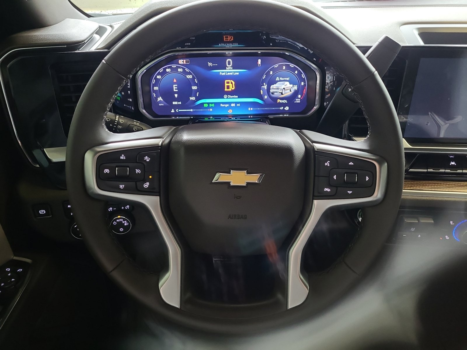 Used 2026 Chevrolet Silverado 1500 LT w/ All Star Edition Plus AWD/4WD image 17