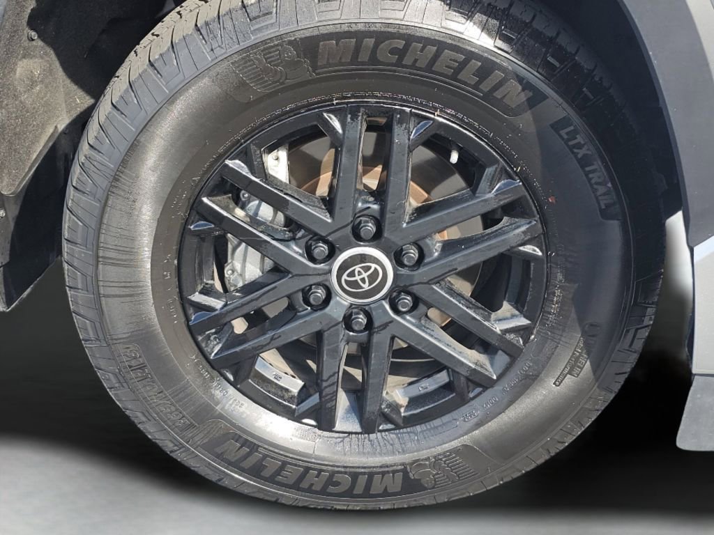 Used 2023 Toyota Sequoia SR5 w/ SR5 Premium Package AWD/4WD image 19