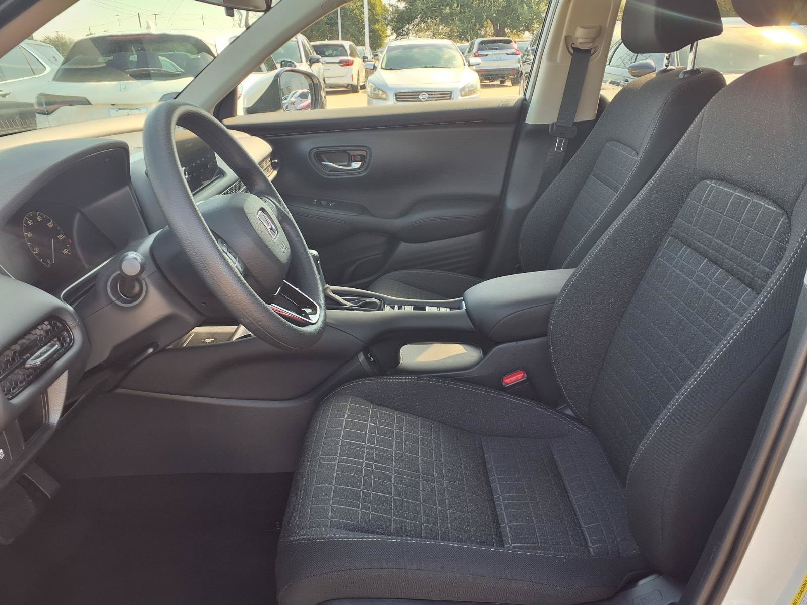 Certified 2027 Honda HR-V LX image 18