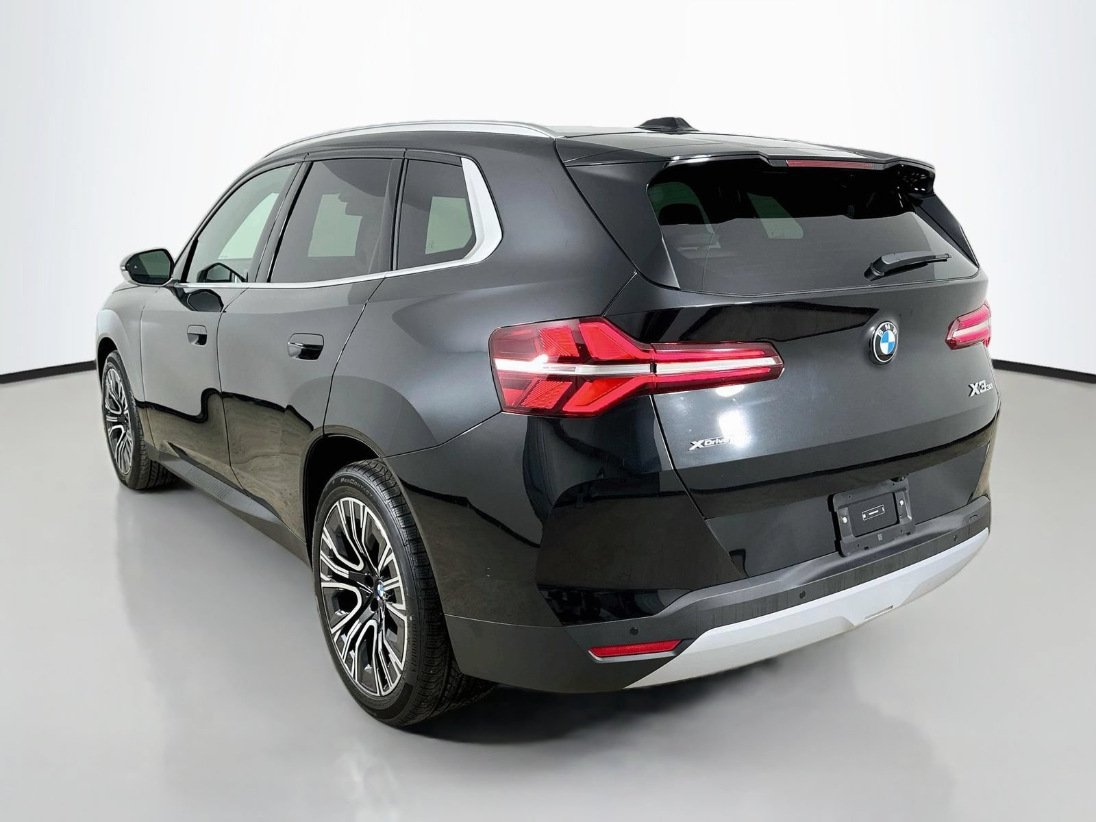 New 2026 BMW X3 xDrive30i w/ Convenience Package AWD/4WD image 7