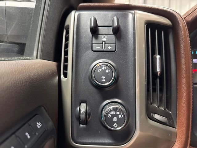 Used 2016 Chevrolet Silverado 3500 High Country w/ Duramax Plus Package image 10