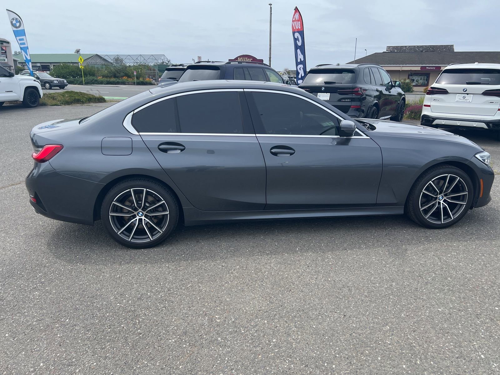 Used 2021 BMW 330i Sedan RWD image 4