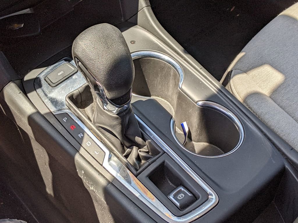 Used 2023 Chevrolet Equinox LT AWD/4WD image 19