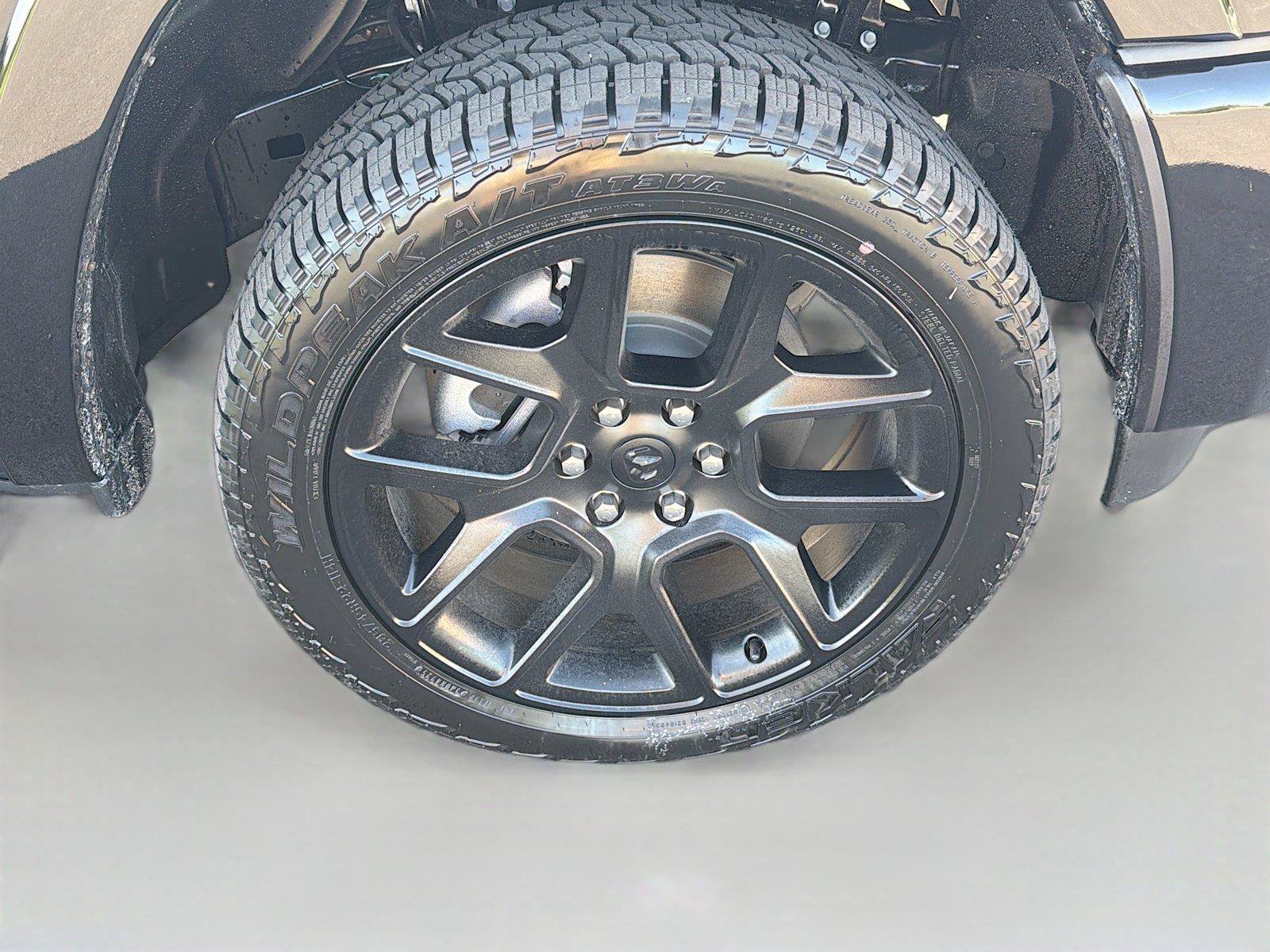 New 2026 RAM 1500 Laramie w/ Night Edition AWD/4WD image 36