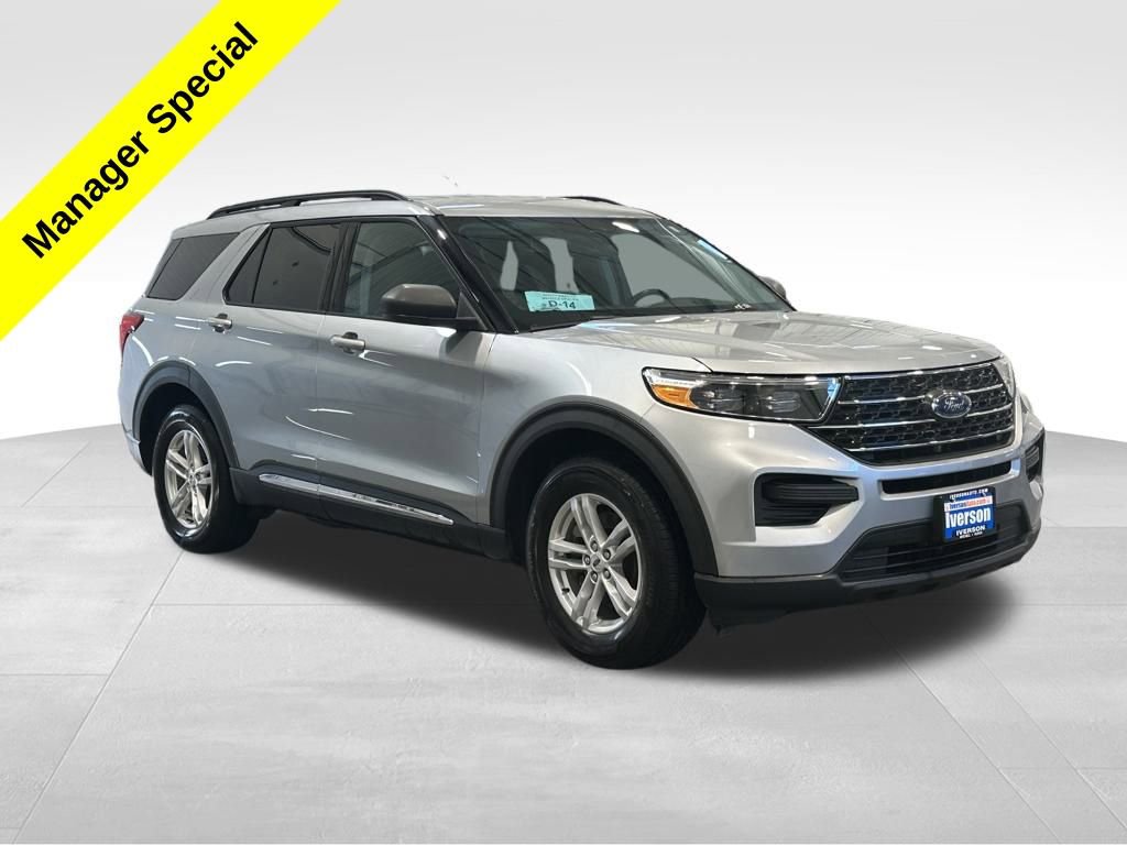 Used 2023 Ford Explorer XLT image 1