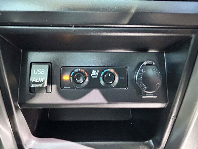 Used 2018 Toyota 4Runner Limited AWD/4WD image 29