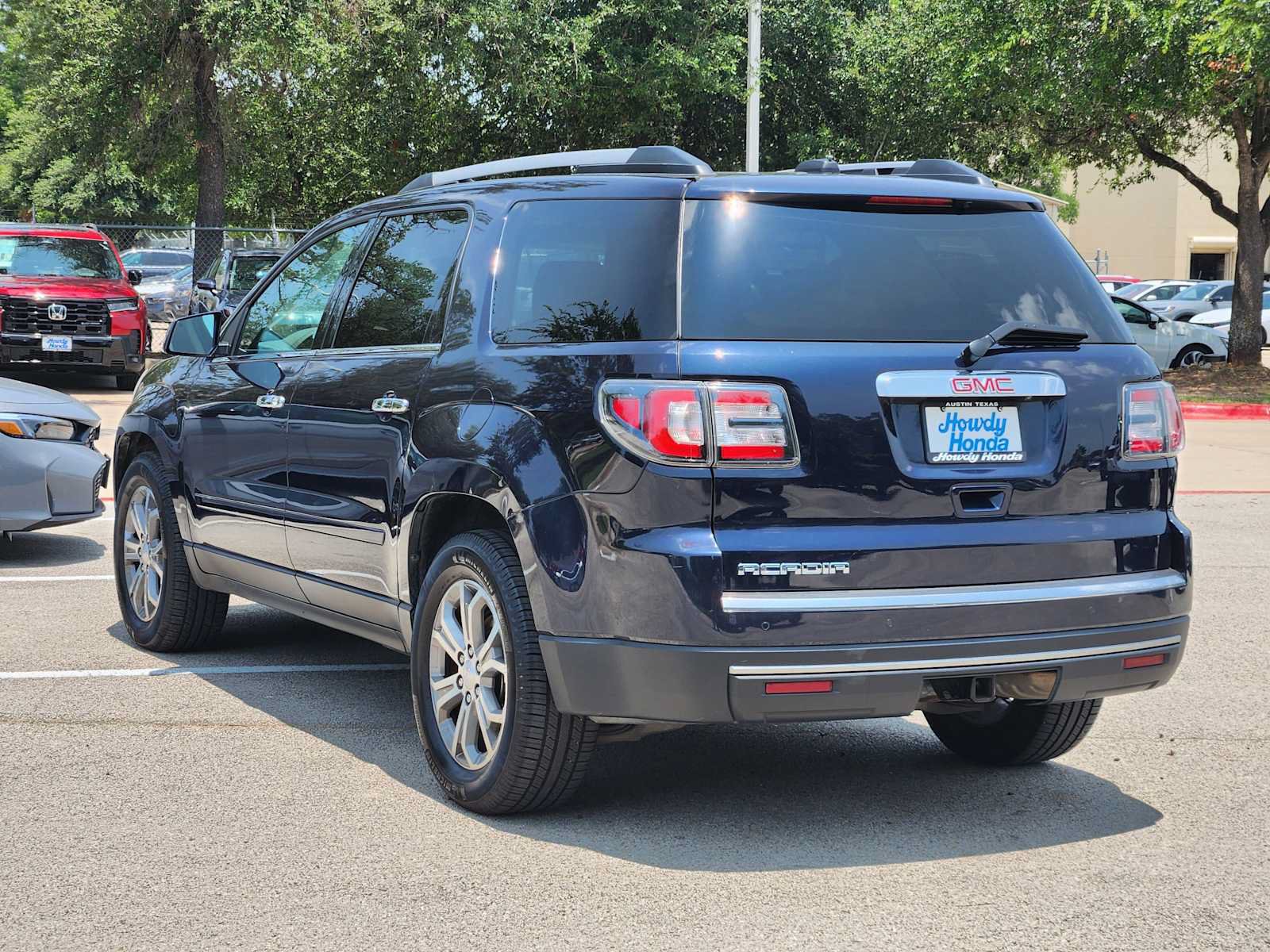 Used 2016 GMC Acadia SLT w/ Open Road Package FWD image 5