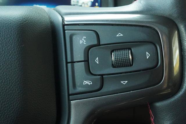 Used 2022 Chevrolet Tahoe RST w/ Sport Performance Package image 17