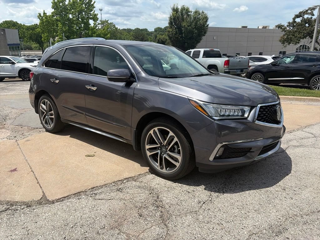 Used 2017 Acura MDX SH-AWD w/ Advance Package image 3