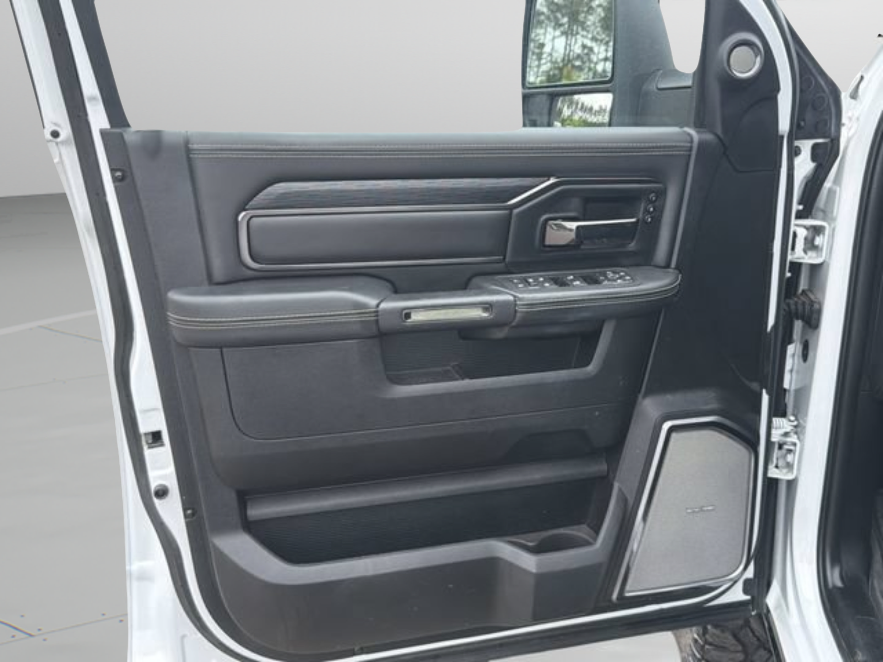 Used 2025 RAM 2500 Rebel w/ Rebel Level 2 Equipment Group AWD/4WD image 18