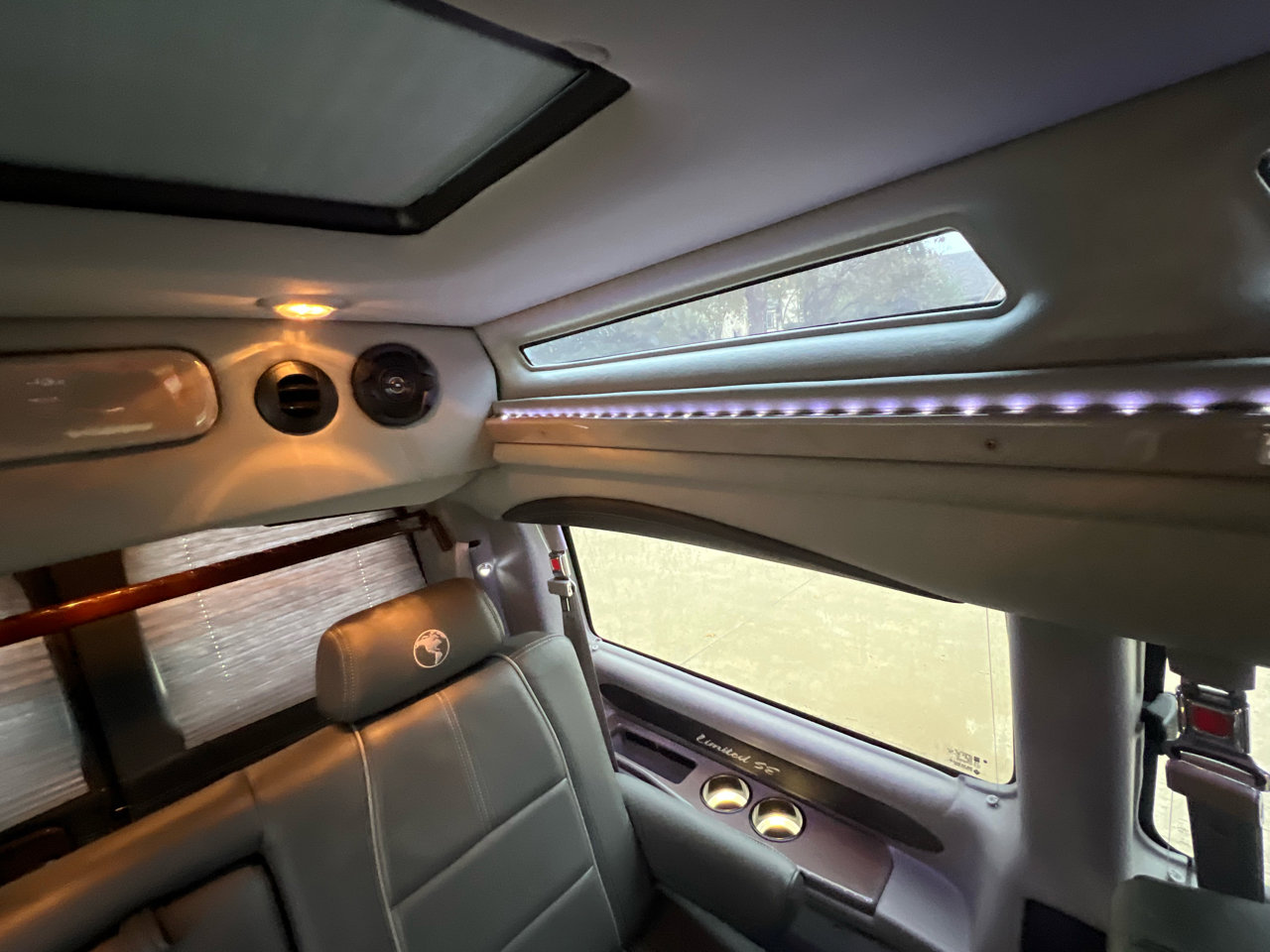 Used 2017 Chevrolet Express 2500 image 42