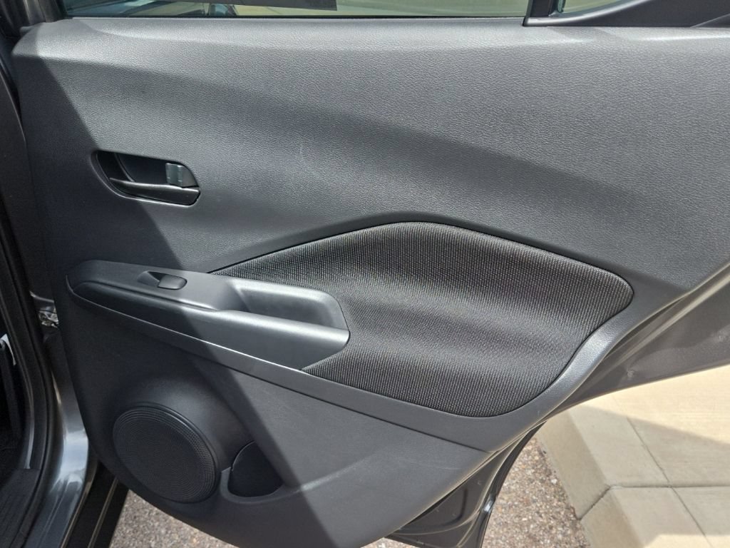 Used 2025 Nissan Kicks Play S FWD image 9