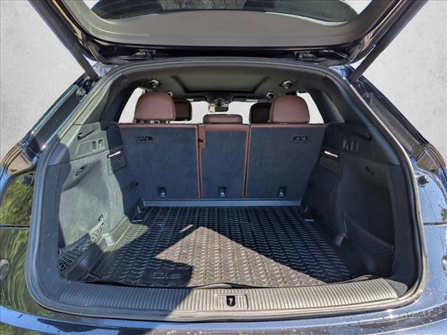 Used 2018 Audi Q5 2.0T Premium Plus w/ Premium Plus Package AWD/4WD image 6