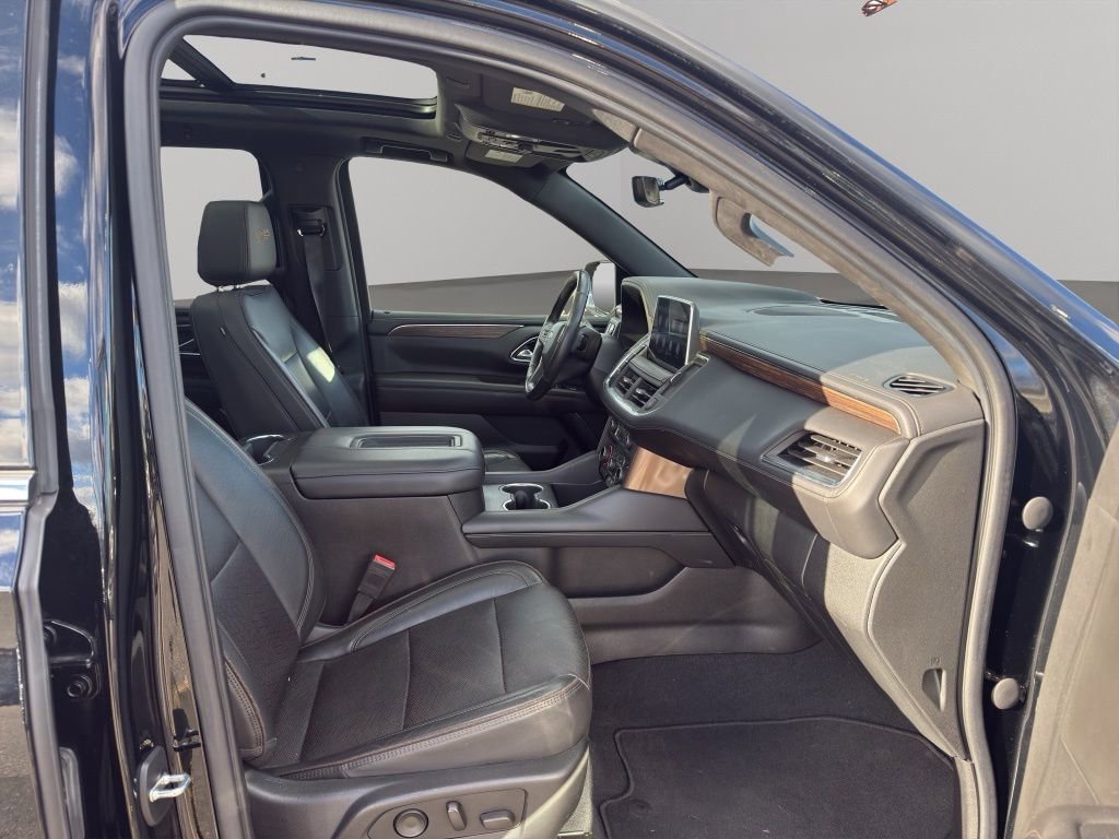 Used 2021 Chevrolet Tahoe High Country w/ Premium Package image 20