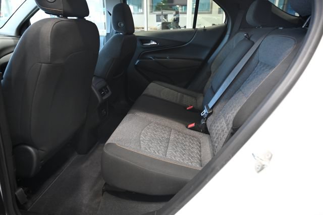 Used 2024 Chevrolet Equinox LT FWD image 11