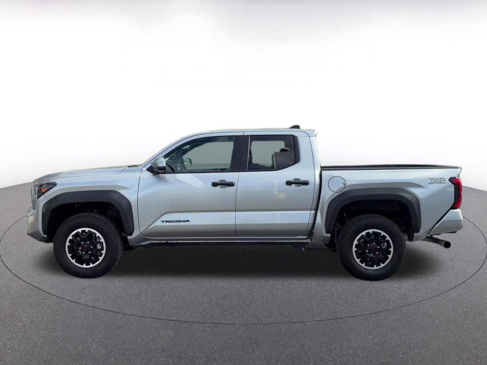 Used 2025 Toyota Tacoma TRD Off-Road image 9