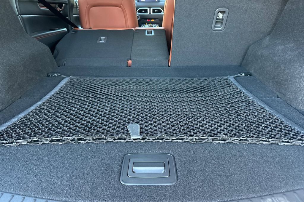 New 2025 MAZDA CX-5 Carbon Edition image 13