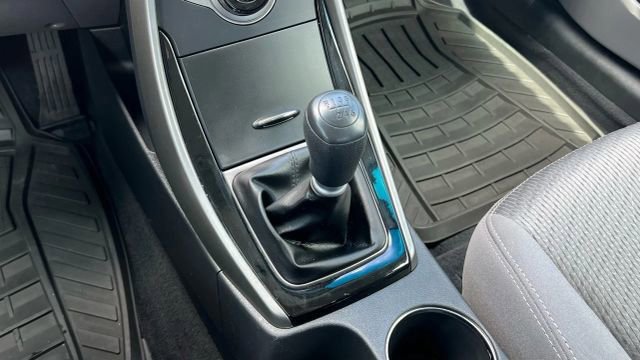 Used 2013 Hyundai Elantra image 79