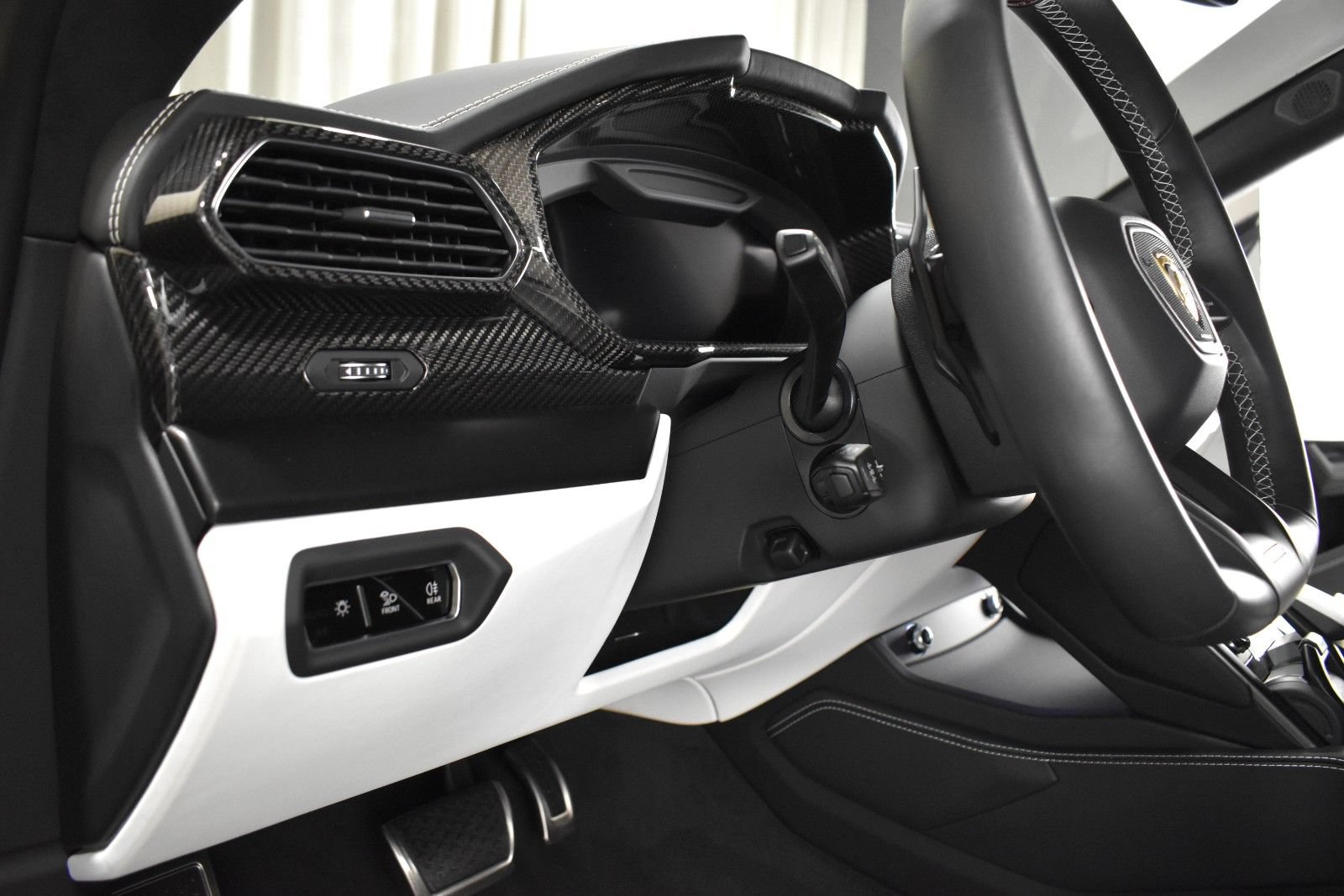 Used 2024 Lamborghini Urus S AWD/4WD image 18