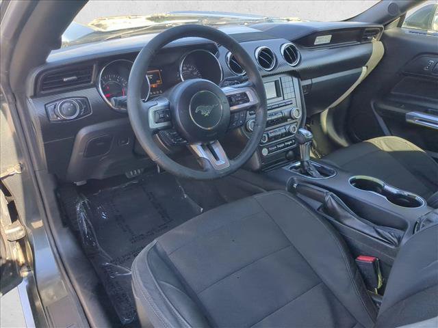 Used 2015 Ford Mustang Coupe RWD image 16