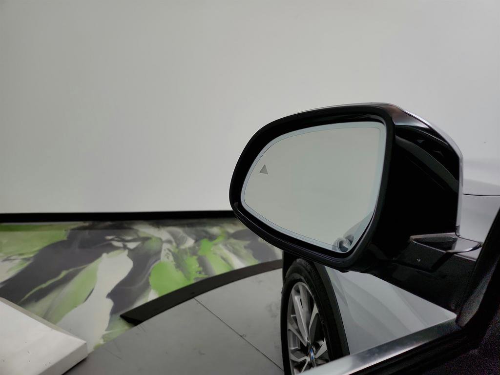 Used 2019 BMW X3 sDrive30i w/ Premium Package image 16