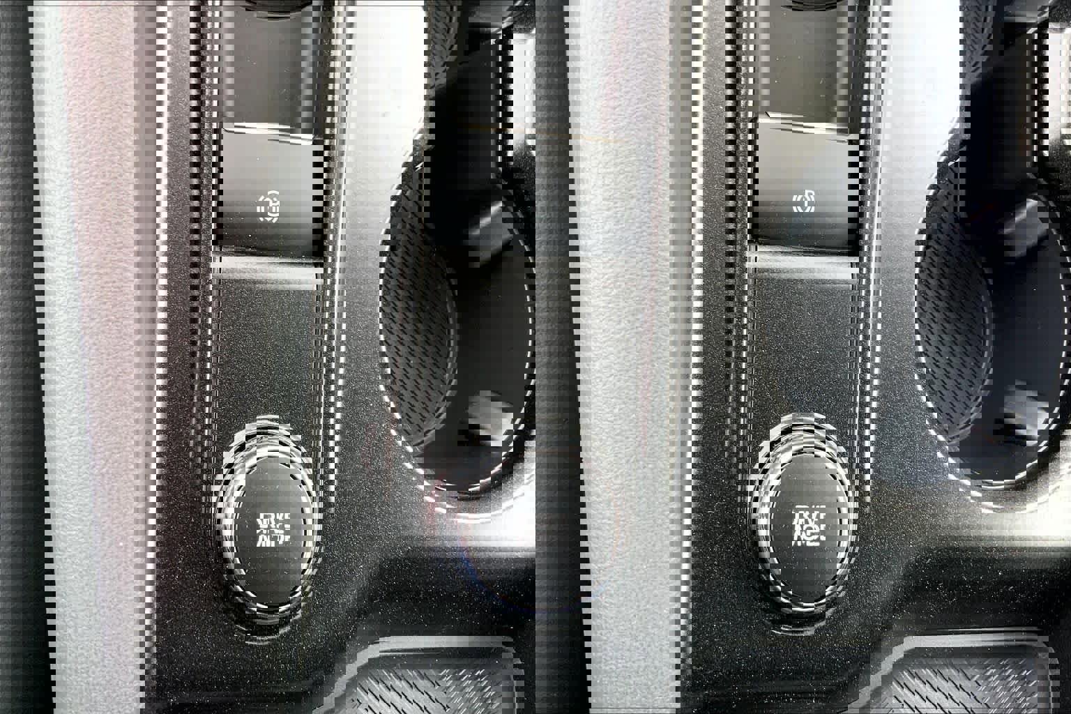 New 2026 Ford Explorer Active w/ Active Comfort Package image 20