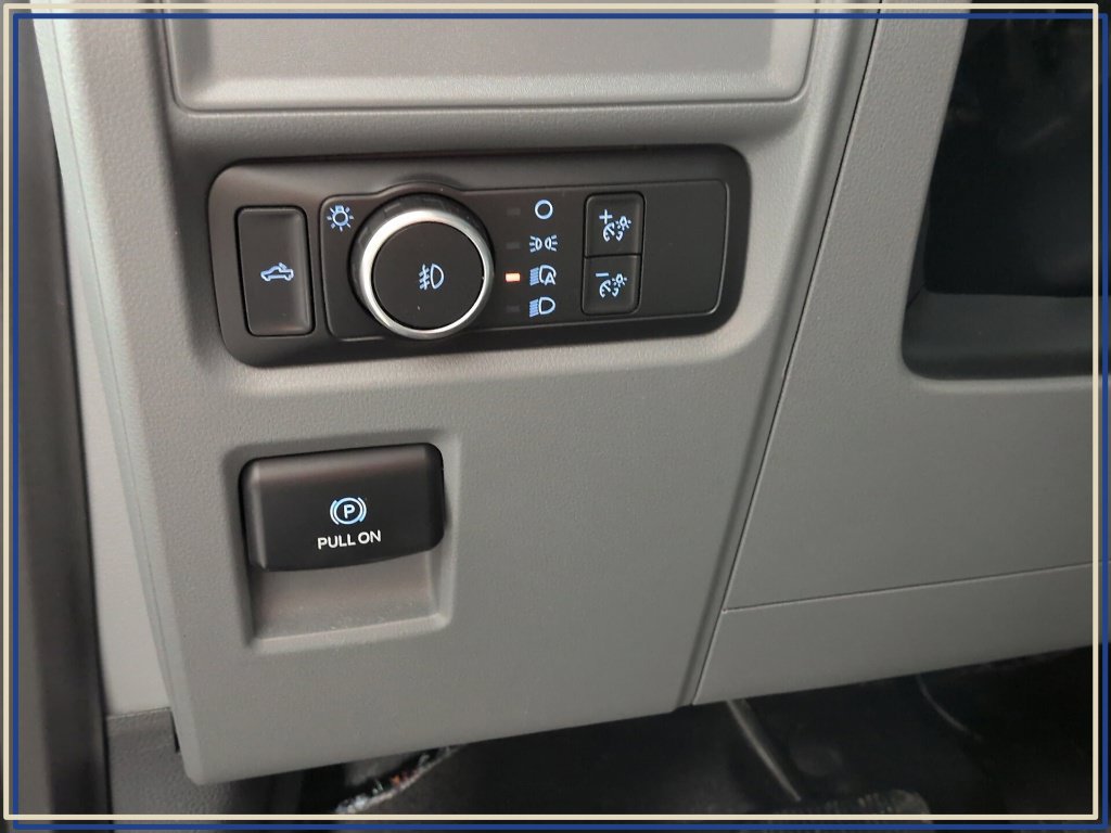 Used 2021 Ford F150 XLT AWD/4WD image 25