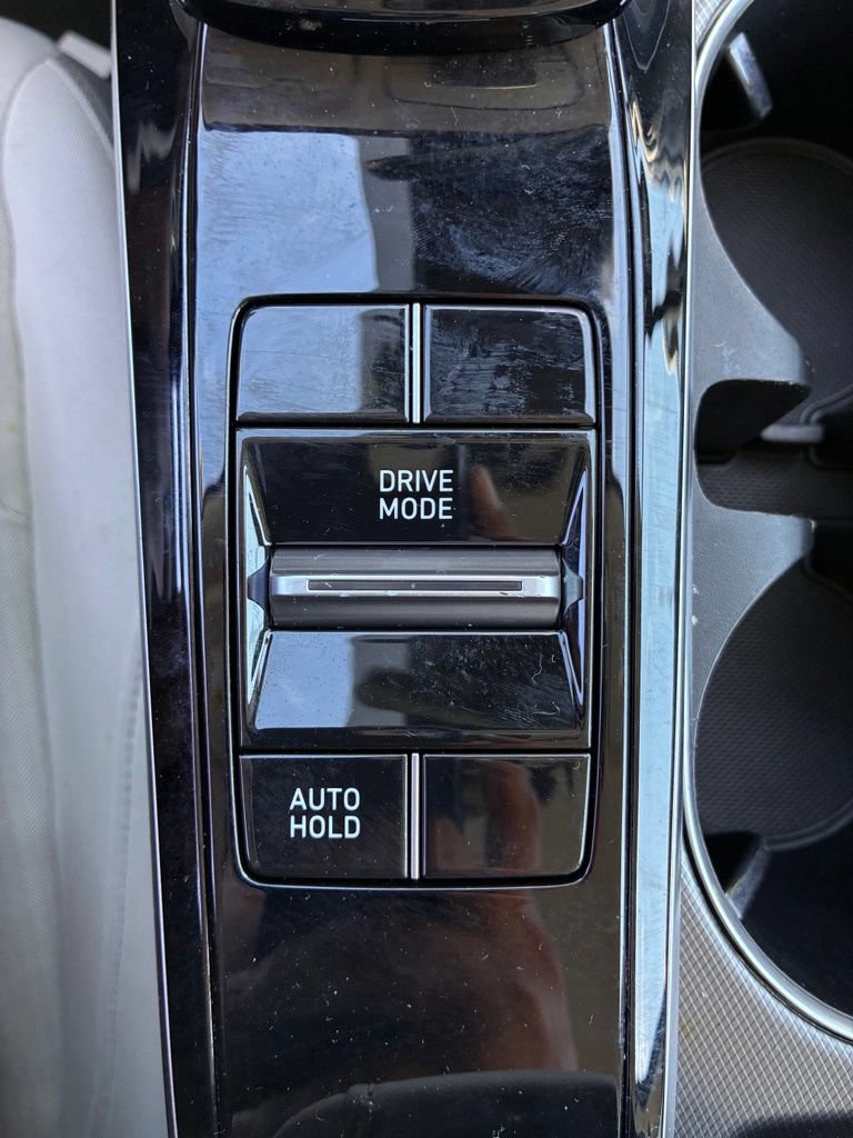 Used 2023 Hyundai Sonata SE w/ Cargo Package FWD image 34