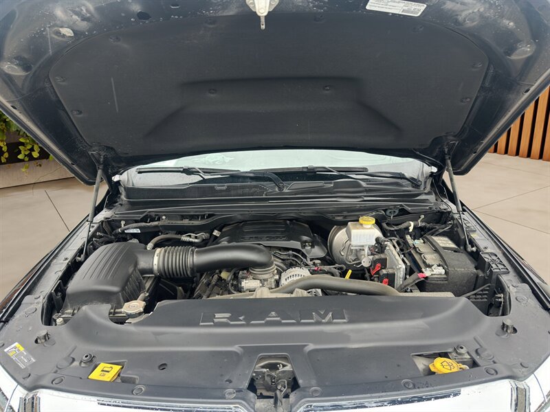 Used 2022 RAM 1500 Limited w/ Body-Colour Bumper Group AWD/4WD image 18