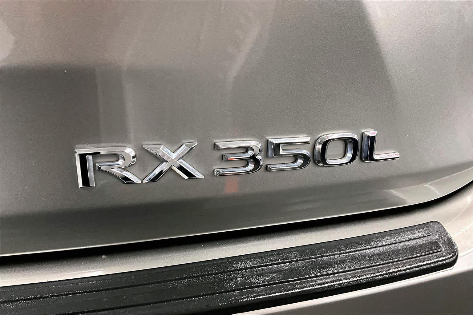 Used 2018 Lexus RX 350L FWD image 9
