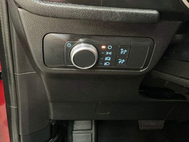 Used 2020 Ford Escape SE FWD image 20