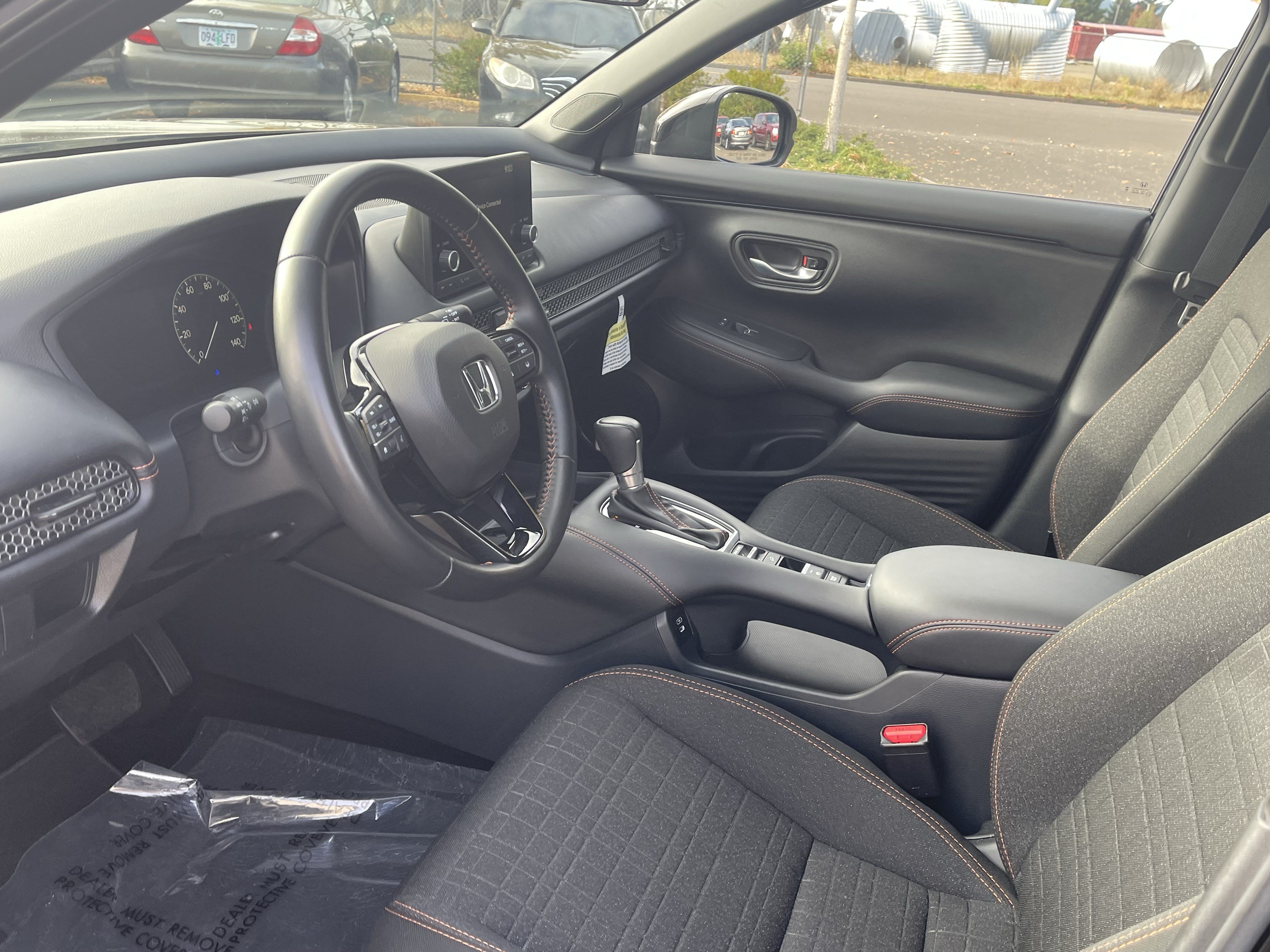 Used 2025 Honda HR-V Sport image 10