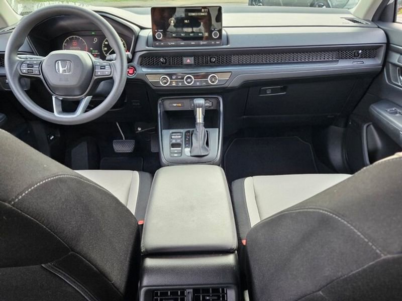 Used 2025 Honda CR-V LX image 10