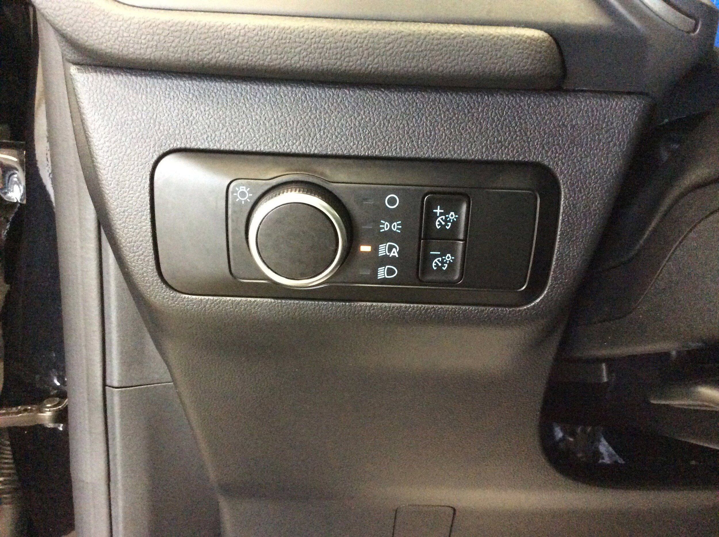Used 2023 Ford Escape AWD image 17