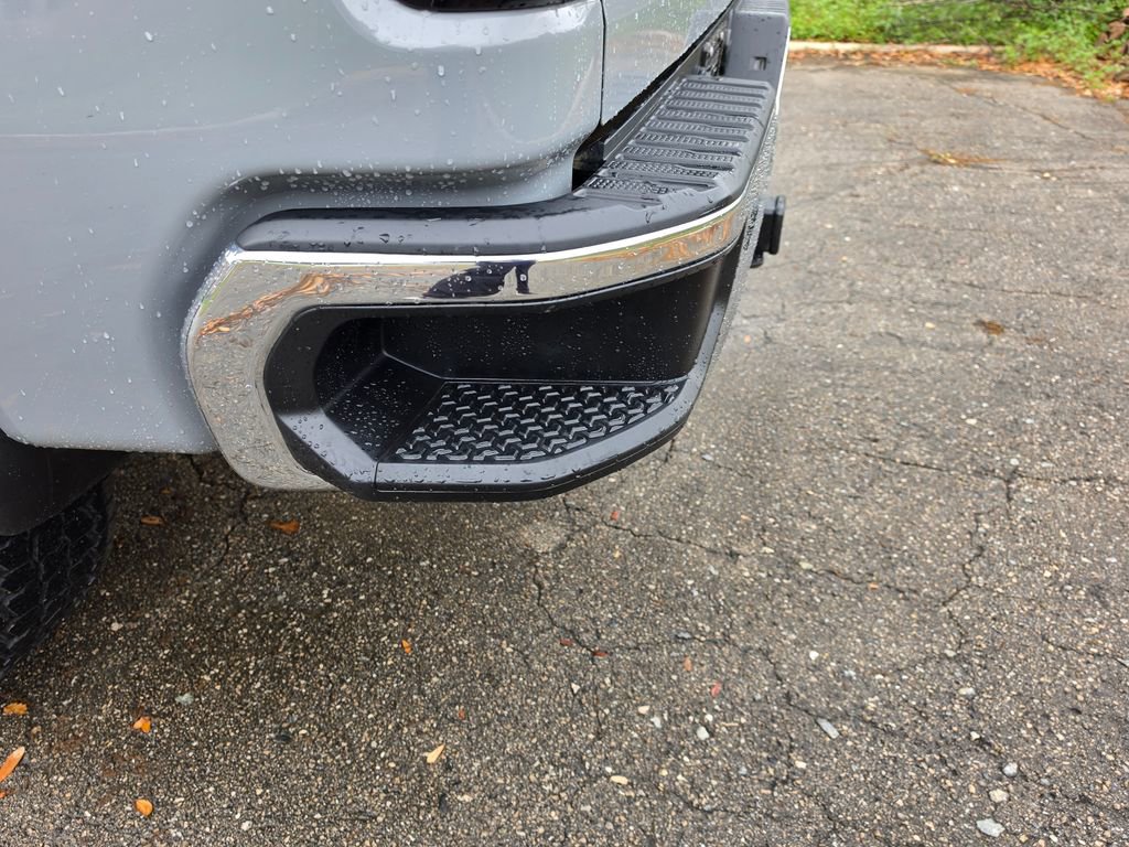 Used 2024 GMC Sierra 2500 SLE w/ SLE Value Package; image 38