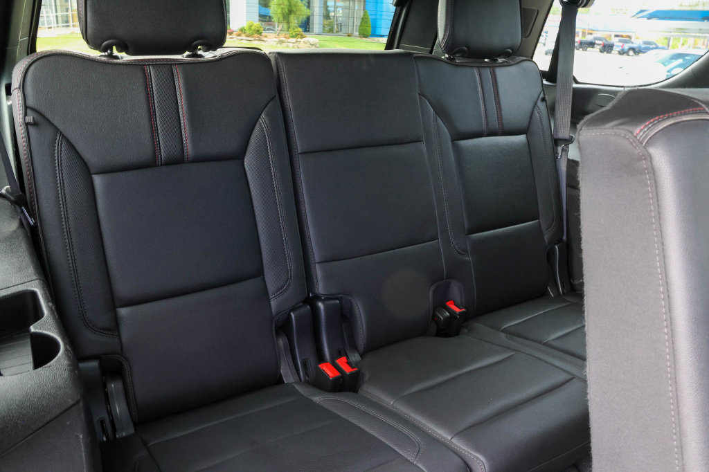Used 2023 Chevrolet Tahoe RST AWD/4WD image 22