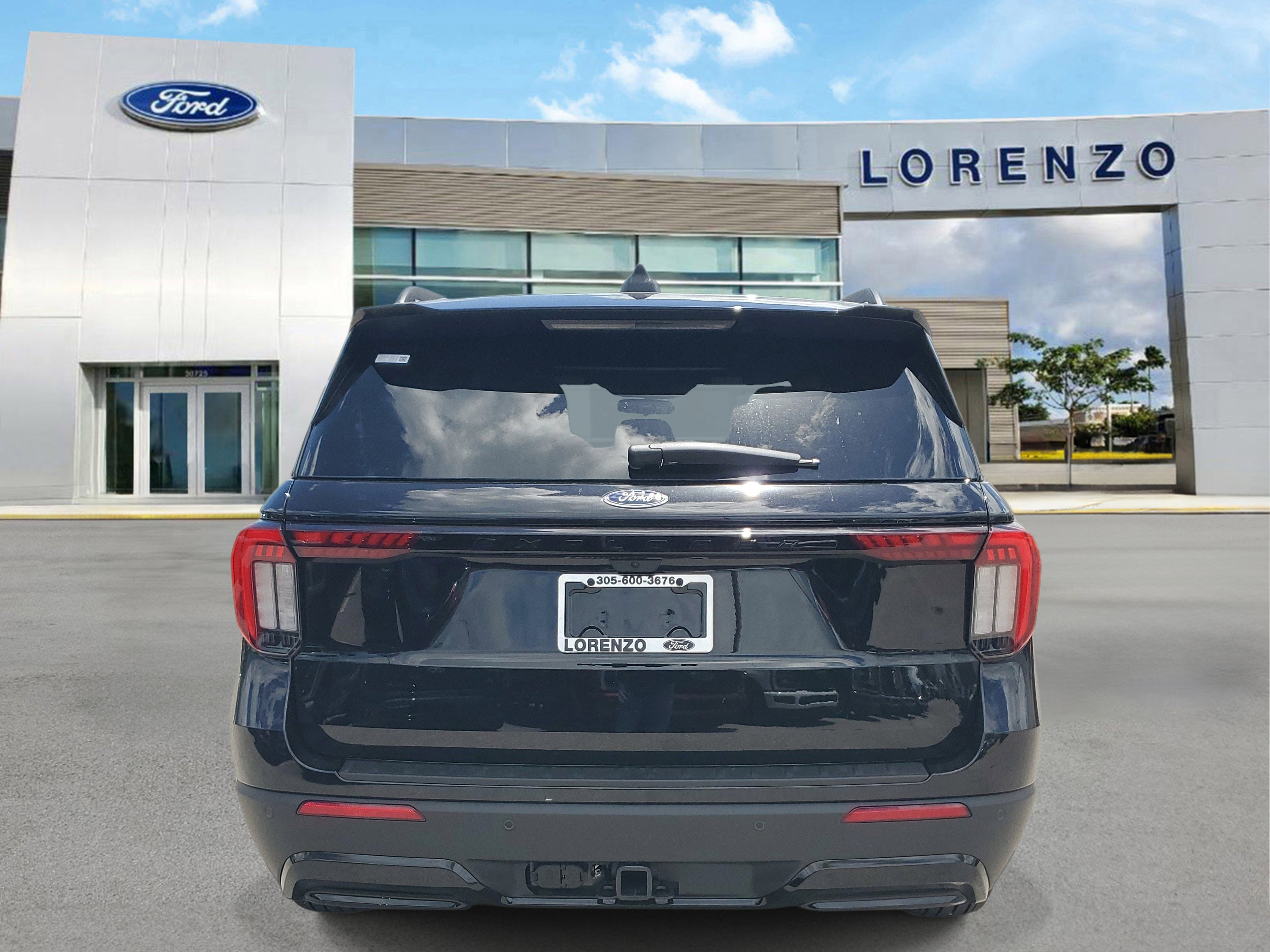 New 2026 Ford Explorer ST-Line RWD image 5