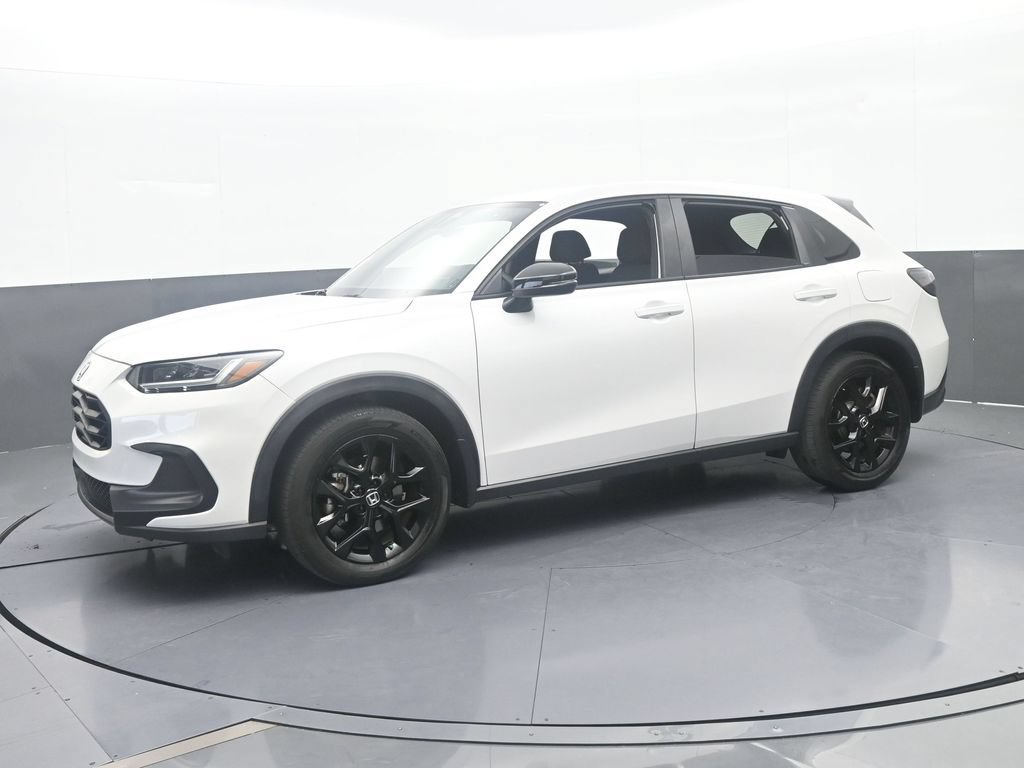 Used 2025 Honda HR-V Sport image 2