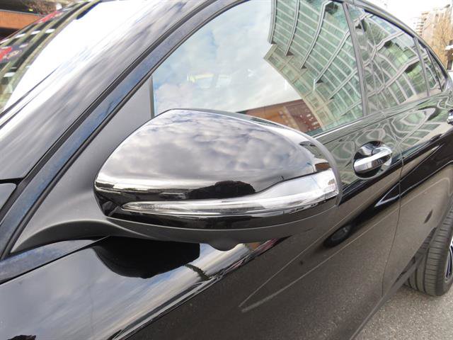 Used 2022 Mercedes-Benz GLC 300 4MATIC Coupe image 27