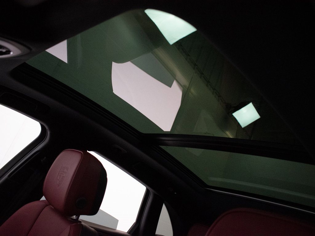 New 2026 Porsche Macan image 21