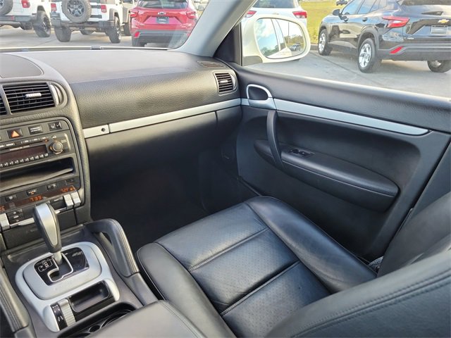 Used 2006 Porsche Cayenne S image 13