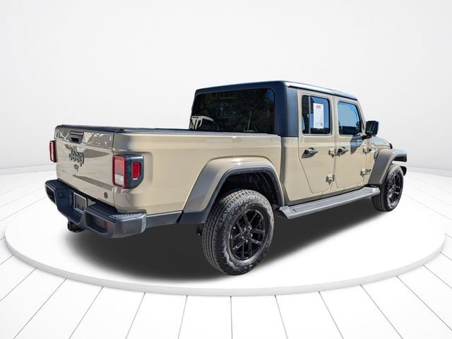Used 2022 Jeep Gladiator Sport AWD/4WD image 4