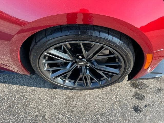 Used 2019 Chevrolet Camaro ZL1 RWD image 42