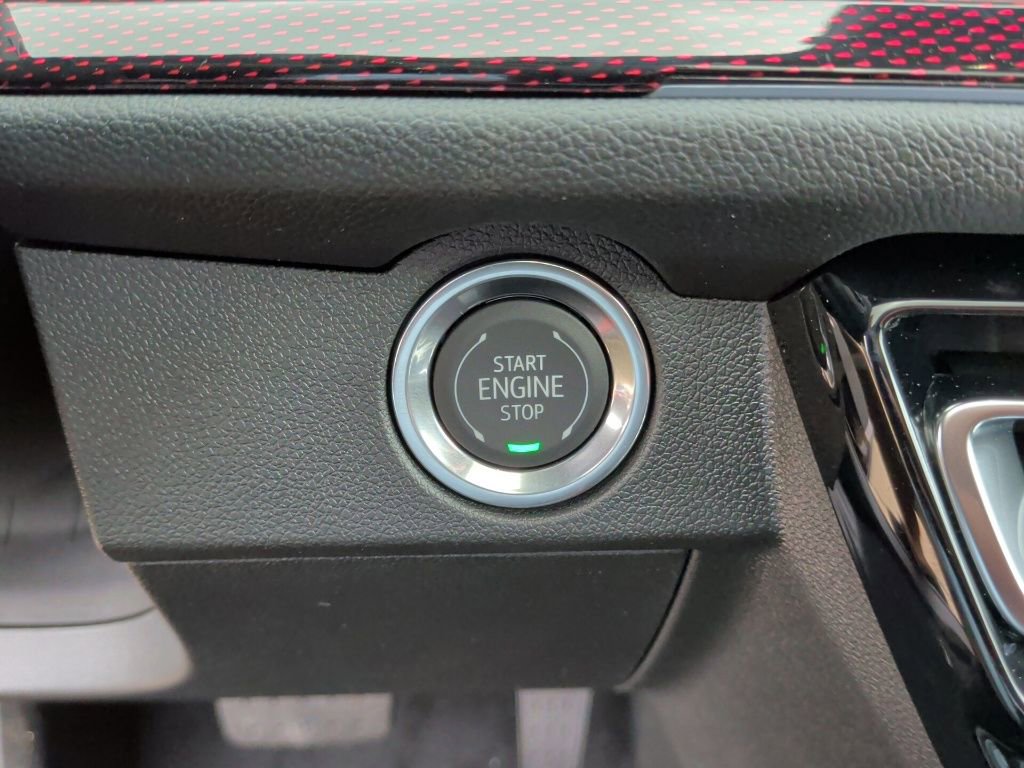 New 2026 Chevrolet Traverse RS image 24