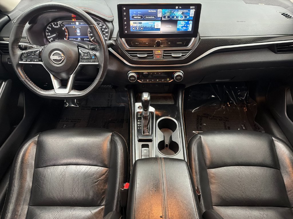 Used 2023 Nissan Altima 2.0 SR FWD image 12