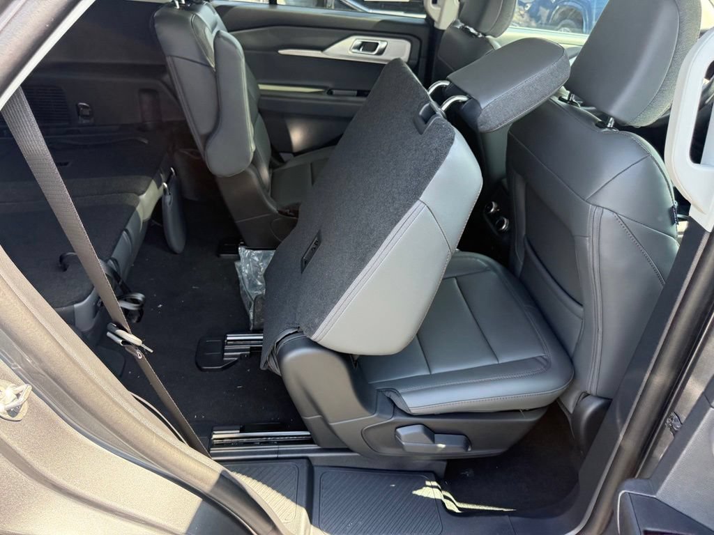 New 2026 Ford Explorer Active w/ Active Comfort Package AWD/4WD image 50