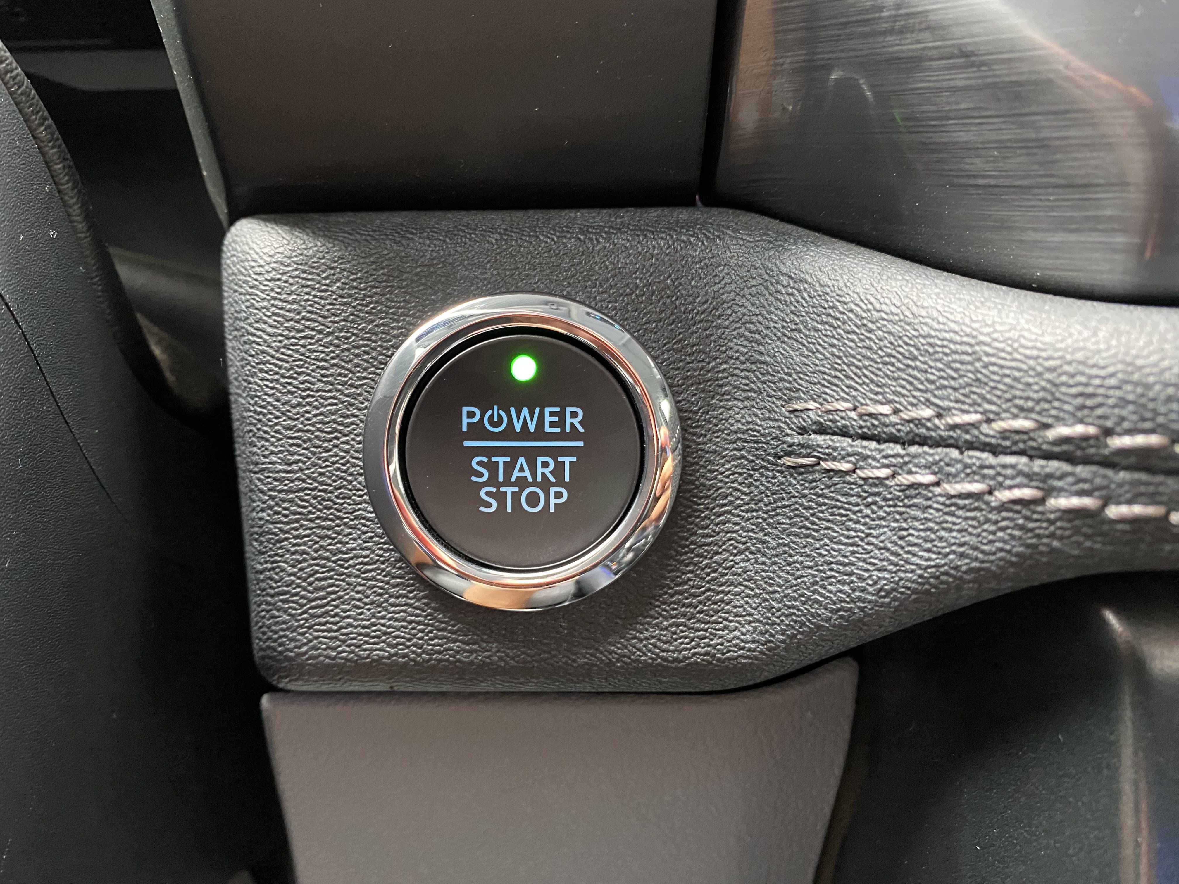 Used 2025 Ford F150 Lightning Flash AWD/4WD image 25