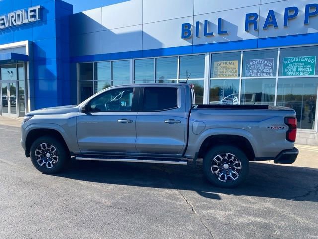 Used 2023 Chevrolet Colorado LT w/ LT Convenience Package III AWD/4WD image 2