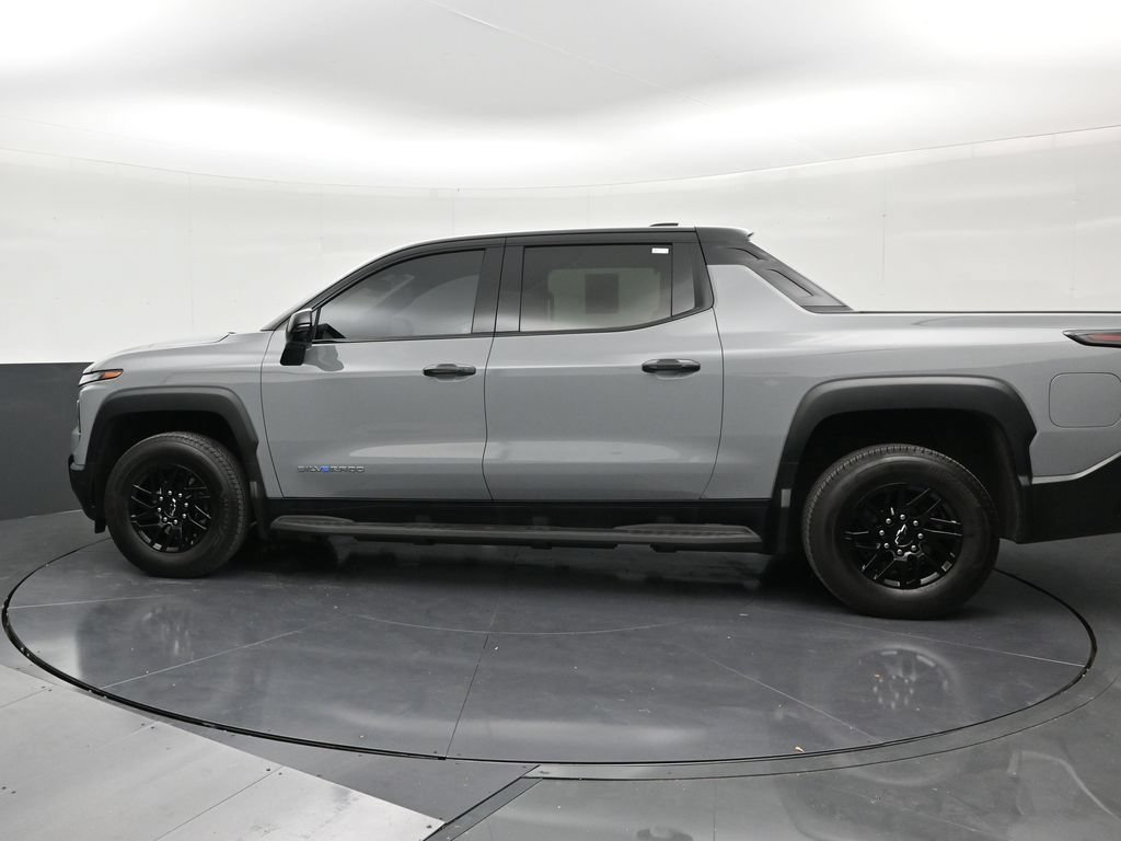 Used 2026 Chevrolet Silverado EV LT w/ Plus Package AWD/4WD image 2