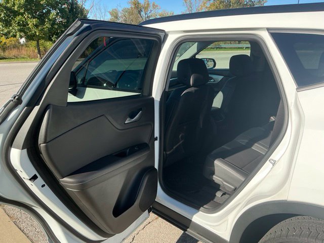 Used 2024 Chevrolet Blazer LT w/ Sound & Technology Package AWD/4WD image 16